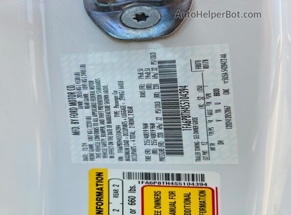 1FA6P8TH4S5104394 2025 FORD MUSTANG White Vista del compartimento del motor