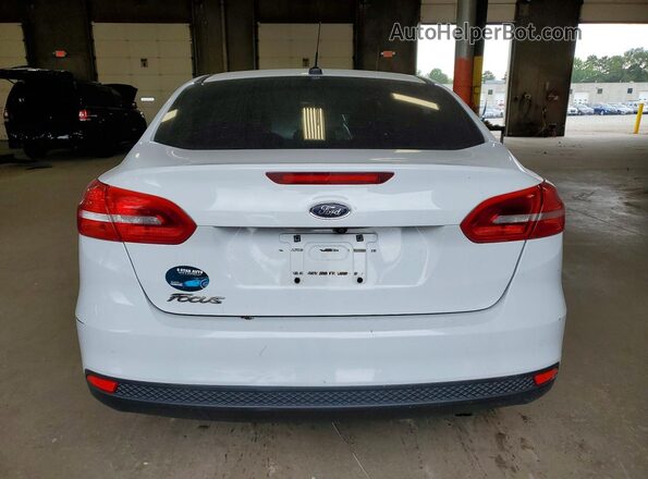 1FADP3E24HL263391 2017 FORD FOCUS Белый Вид сзади