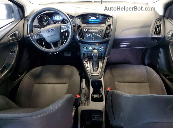 1FADP3E24HL263391 2017 FORD FOCUS Белый Вид панели приборов
