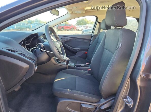 1FADP3E25JL291576 2018 FORD FOCUS Gray Front interior view