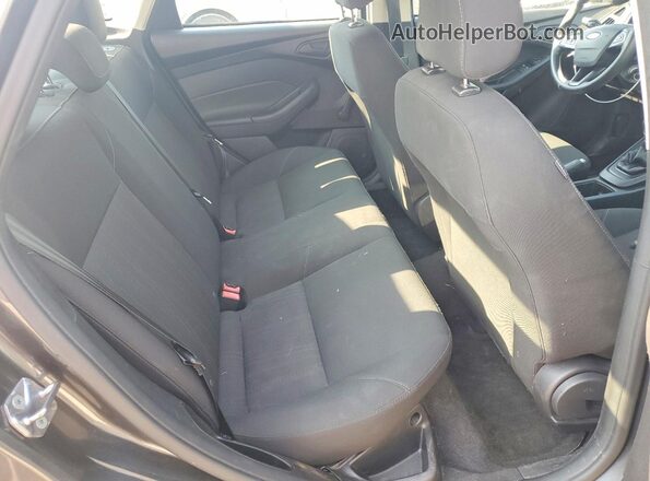 1FADP3E29GL224777 2016 FORD FOCUS Gray Vista de los asientos traseros