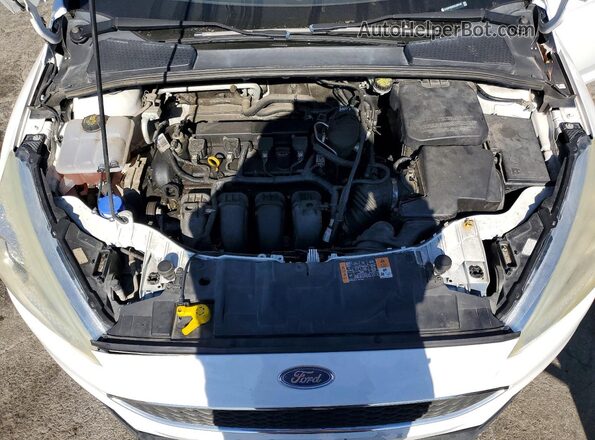 1FADP3E2XGL268142 2016 FORD FOCUS White Սալոնի հետևի տեսք