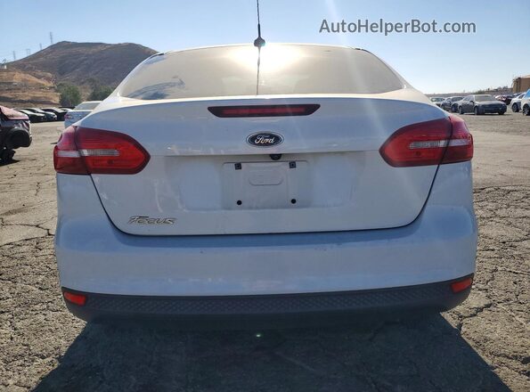 1FADP3E2XGL268142 2016 FORD FOCUS White Հետևի տեսք