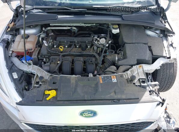 1FADP3F21JL328881 2018 FORD FOCUS Серебряный Вид сзади