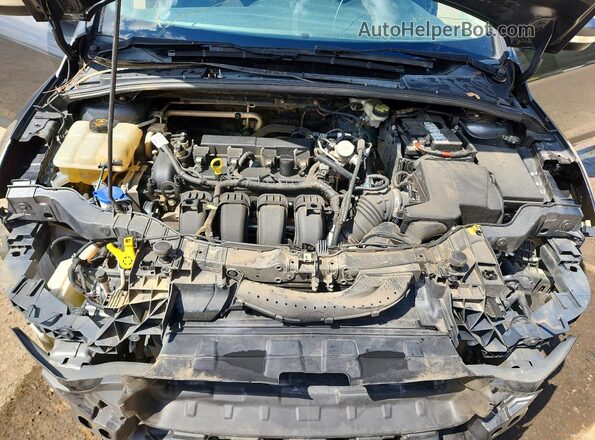 1FADP3F22GL374549 2016 FORD FOCUS Silver Widok wnętrza z tyłu