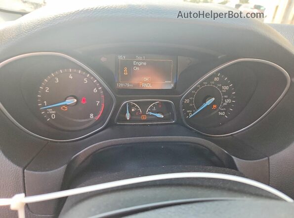 1FADP3F22HL268054 2017 FORD FOCUS Gray ხელსაწყოთა პანელის ხედი