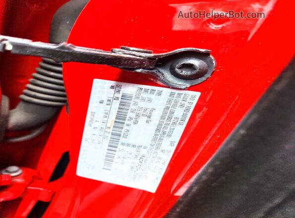 1FADP3F23HL338886 2017 FORD FOCUS Red Vista del compartimento del motor