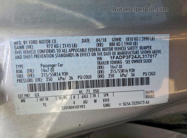 1FADP3F24JL317017 2018 FORD FOCUS Silver Widok komory silnika