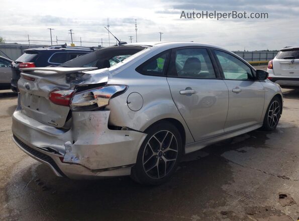 1FADP3F25GL244054 2016 FORD FOCUS Silver Rear right