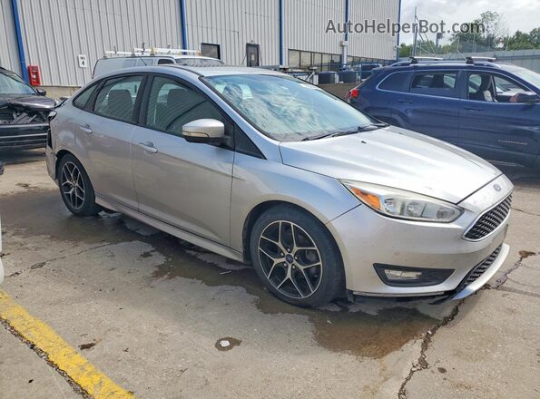 1FADP3F25GL244054 2016 FORD FOCUS Silver Front right
