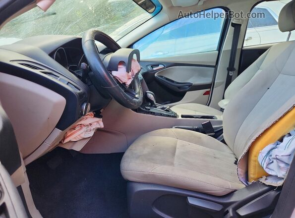 1FADP3F26GL214044 2016 FORD FOCUS White Vista interior delantera