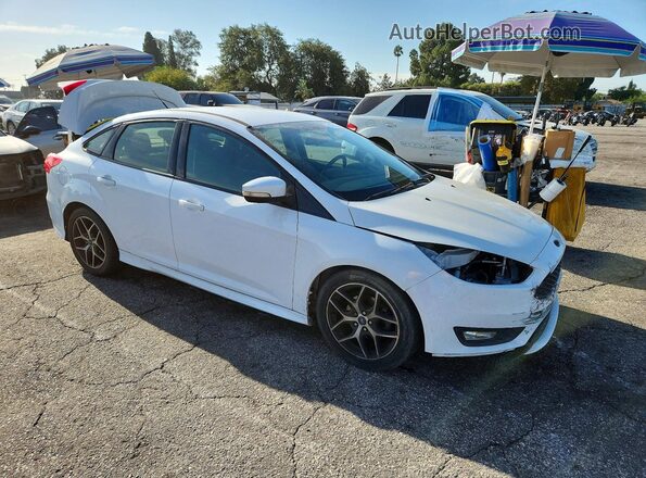 1FADP3F26GL306299 2016 FORD FOCUS White წინა მარჯვენა