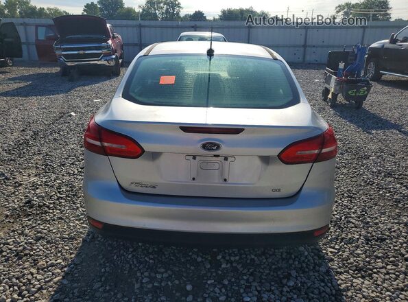1FADP3F26JL218232 2018 FORD FOCUS Silver Հետևի տեսք