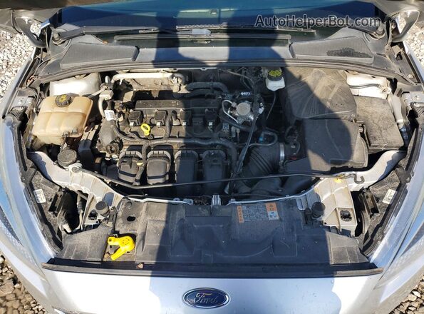 1FADP3F26JL218232 2018 FORD FOCUS Silver Սալոնի հետևի տեսք