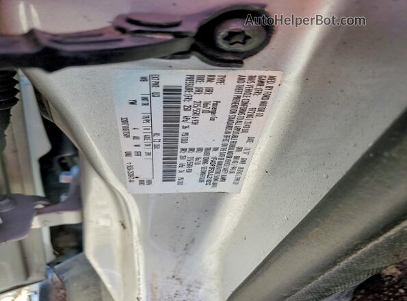 1FADP3F26JL218232 2018 FORD FOCUS Silver Շարժիչի բաժամունքի տեսք