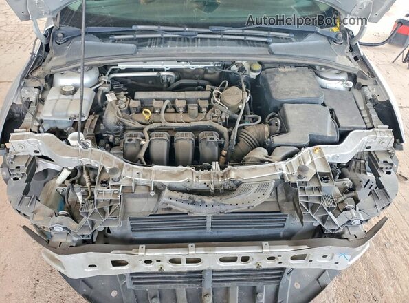 1FADP3F27GL254407 2016 FORD FOCUS Silver Vista interior trasera