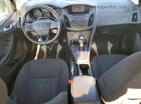 1FADP3F27GL280635 2016 FORD FOCUS Gray Dashboard view