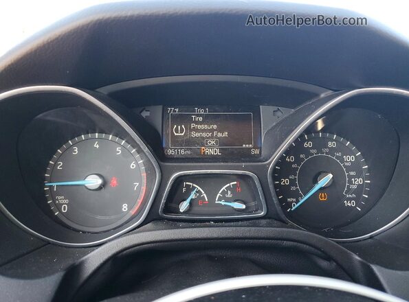 1FADP3F27GL280635 2016 FORD FOCUS Gray Instrument cluster view
