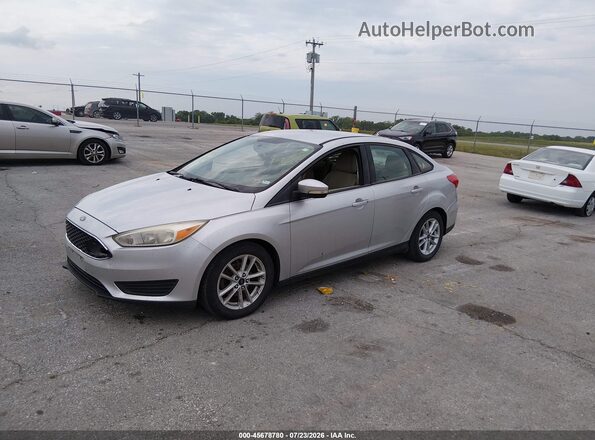 1FADP3F27HL225989 2017 FORD FOCUS Silver Przód lewy