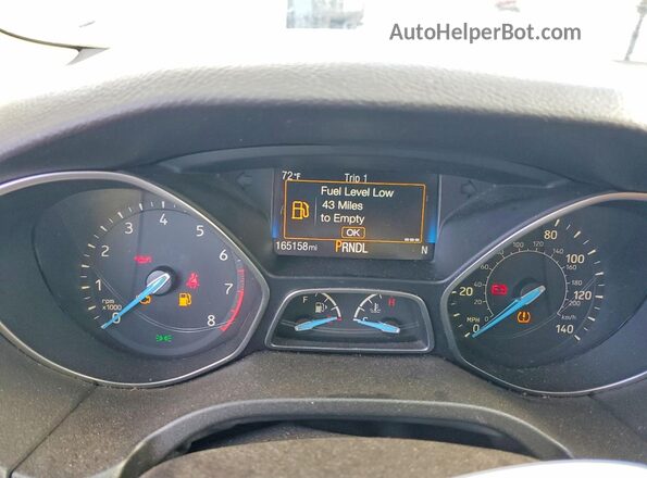 1FADP3F27HL257650 2017 FORD FOCUS White Vista del cuadro de instrumentos