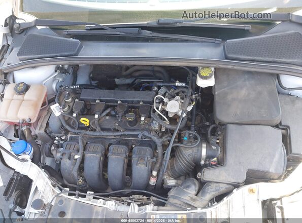 1FADP3F28JL328358 2018 FORD FOCUS White უკანა ხედი