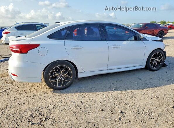 1FADP3F29GL257938 2016 FORD FOCUS White Rear right