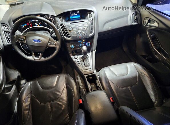 1FADP3F29GL313246 2016 FORD FOCUS Black Widok deski rozdzielczej