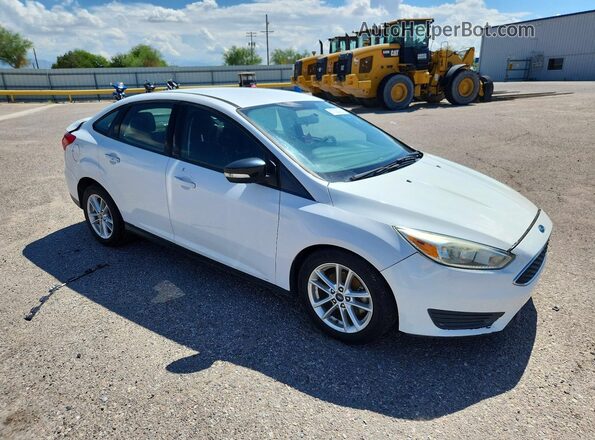 1FADP3F29HL207011 2017 FORD FOCUS White Front right