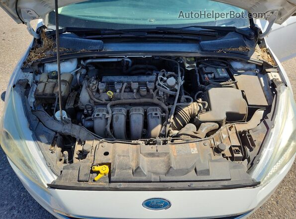 1FADP3F29HL207011 2017 FORD FOCUS White Rear interior view