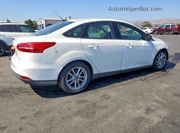 1FADP3F29HL216517 2017 FORD FOCUS White Tył prawy