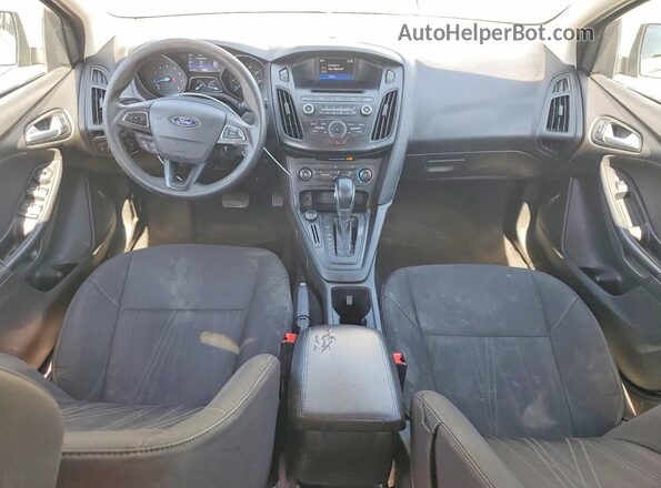 1FADP3F29HL216517 2017 FORD FOCUS White Widok deski rozdzielczej