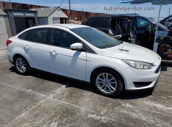 1FADP3F2XGL399201 2016 FORD FOCUS White Front right