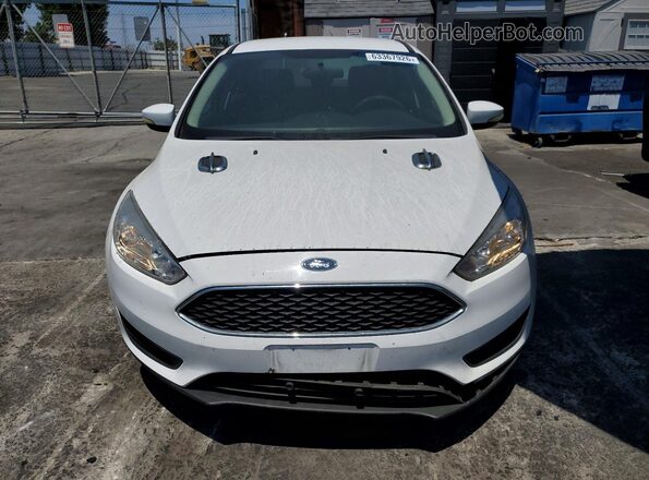 1FADP3F2XGL399201 2016 FORD FOCUS White Front view