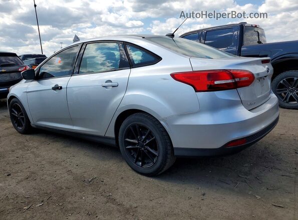 1FADP3F2XJL206679 2018 FORD FOCUS Silver Tył lewy