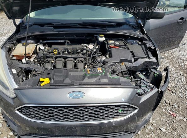 1FADP3F2XJL329608 2018 FORD FOCUS Gray Rear interior view