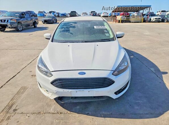 1FADP3FE1GL378943 2016 FORD FOCUS White Front view