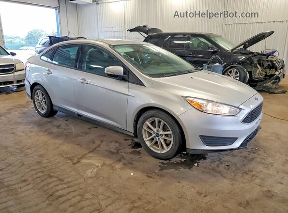 1FADP3FE4JL236352 2018 FORD FOCUS Silver Front right