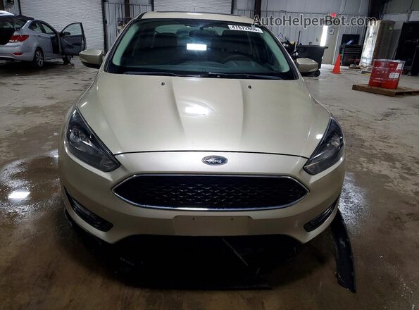 1FADP3H22JL314761 2018 FORD FOCUS Tan Widok z przodu