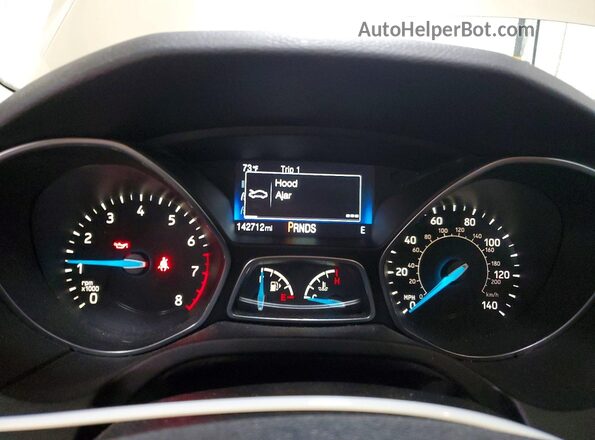 1FADP3H22JL314761 2018 FORD FOCUS Tan Widok zestawu wskaźników