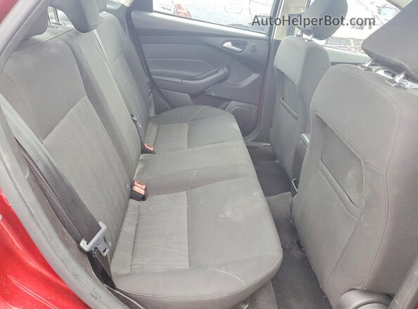 1FADP3H24HL305697 2017 FORD FOCUS Red Vista de los asientos traseros