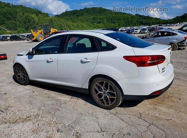 1FADP3H28HL219051 2017 FORD FOCUS Белый Задняя левая четверть