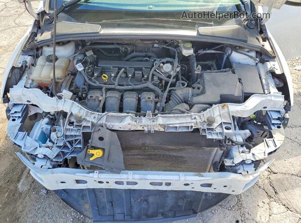 1FADP3H28HL219051 2017 FORD FOCUS Белый Вид задней части салона