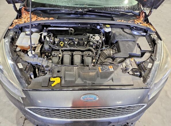 1FADP3H28JL220707 2018 FORD FOCUS Silver Вид задньої частини салону