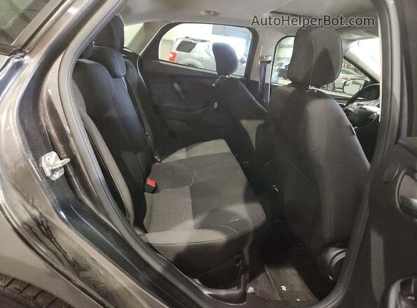 1FADP3H28JL220707 2018 FORD FOCUS Silver Вид задніх сидінь