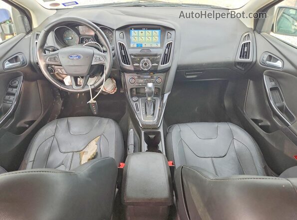 1FADP3J21GL296868 2016 FORD FOCUS Blue Dashboard view