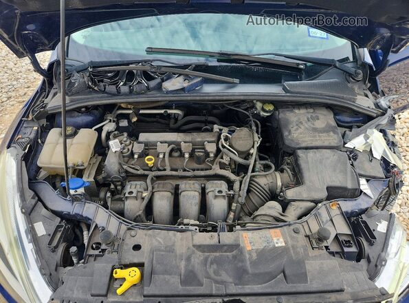 1FADP3J21GL296868 2016 FORD FOCUS Blue Rear interior view