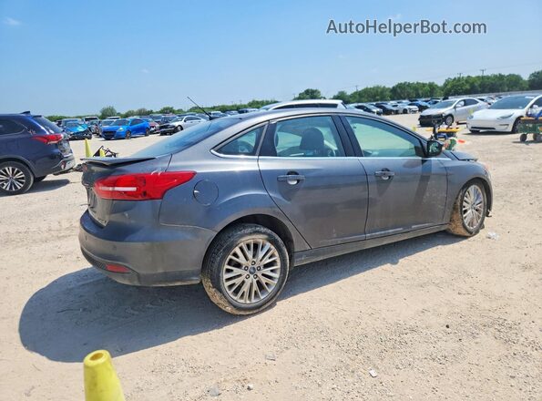 1FADP3J27JL233071 2018 FORD FOCUS Gray Tył prawy