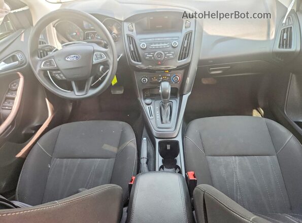 1FADP3K21JL277727 2018 FORD FOCUS Black Vista del salpicadero