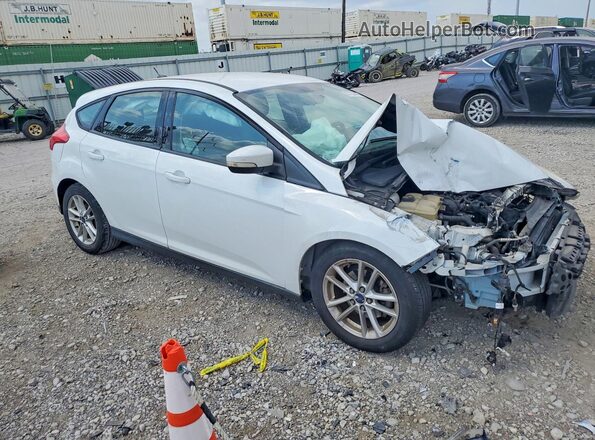 1FADP3K24GL325181 2016 FORD FOCUS White Przód prawy