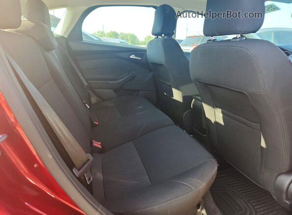 1FADP3K27GL359308 2016 FORD FOCUS Красный Вид задних сидений